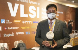 DB视讯光电董事长彭双浪荣获潘文渊文教基金会 ERSO Award